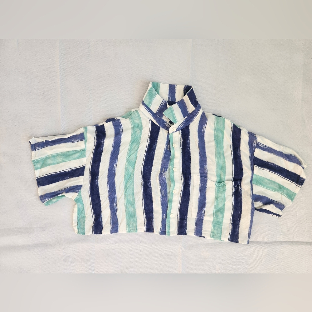 Forever 21 Blue and Teal Striped Crop Top